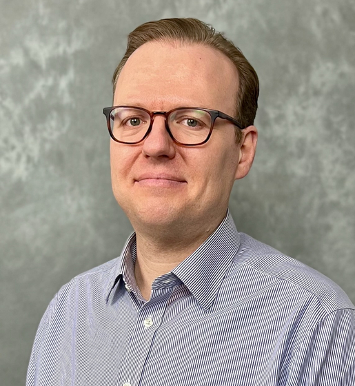 Headshot Eric Langley